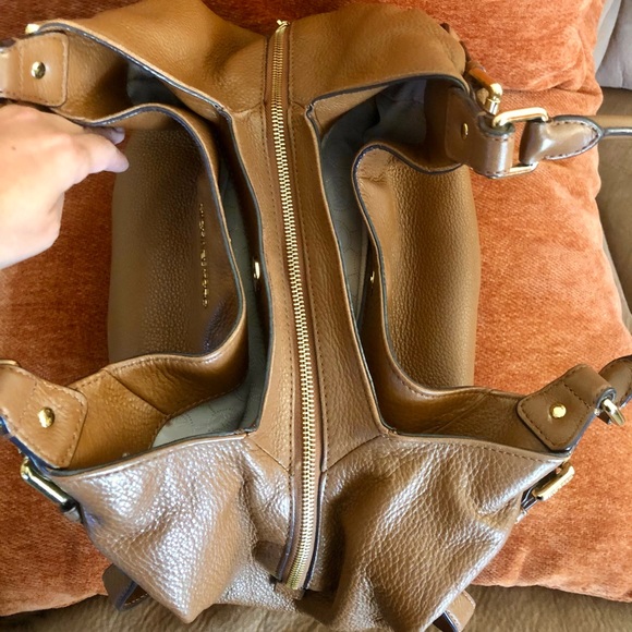 SOLD ❌Closet Clean up! MK handbag/shoulder bag 👜 - Picture 5 of 16